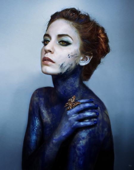 fotografía artística de retratos en color ile ilgili görsel